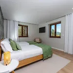 Villa Lima View