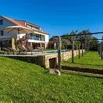 Villa Lima View