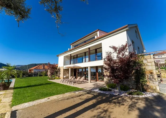 فيلة Lima View *